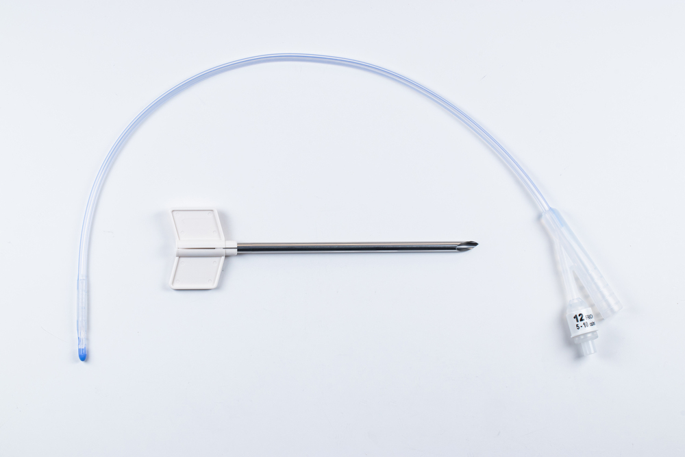 Suprapubic kit metal cannula with total silicone catheter