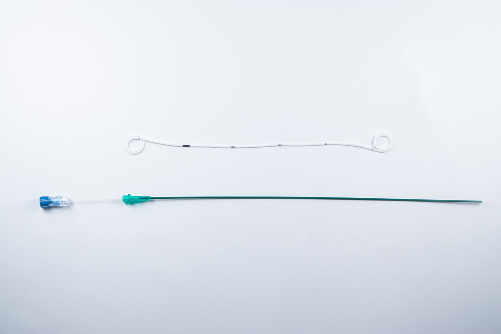 ureteral stent with coaxial pusher