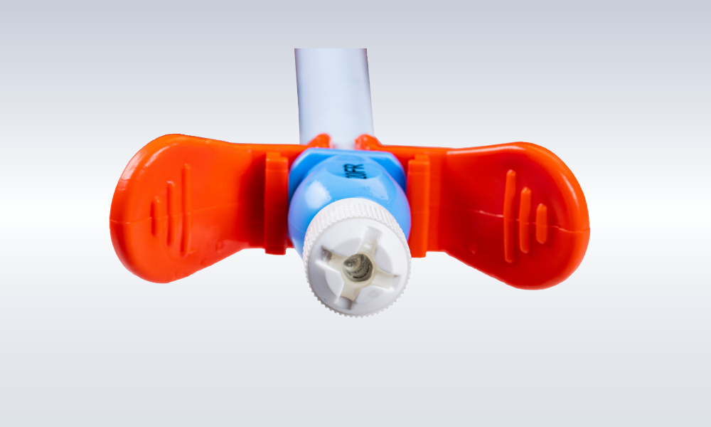Suprapubic grip lock cannula 
